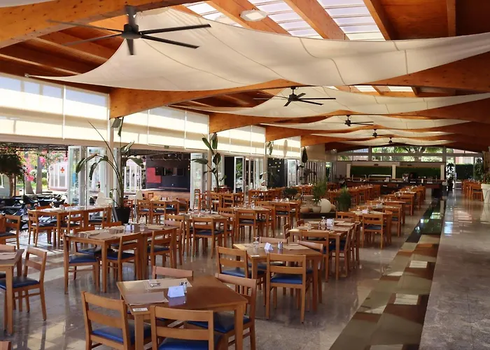 Aparthotel Ciudad Laurel Cala Millor (Mallorca)