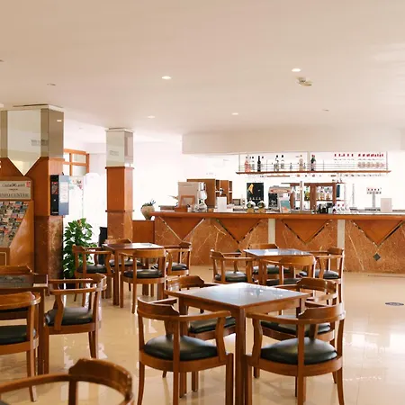 Apartahotel Ciudad Laurel